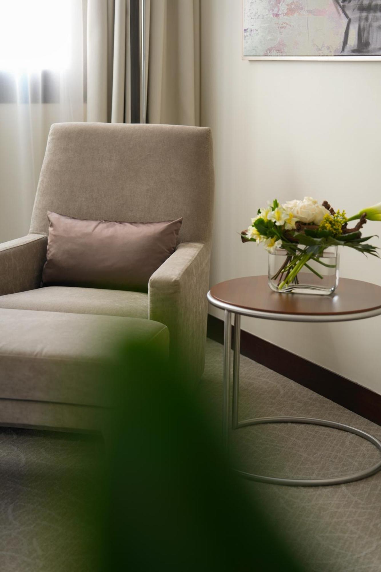 Intercontinental Hotels Doha Residences Экстерьер фото